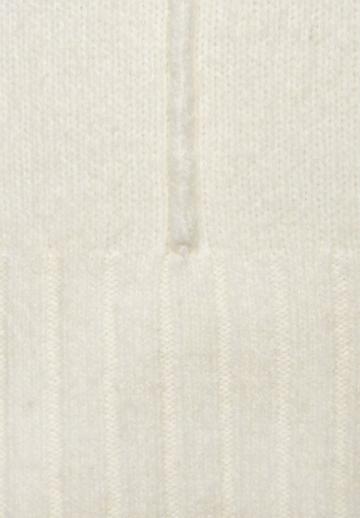 Длинный пуловер