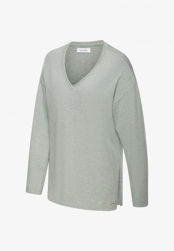 Длинный пуловер