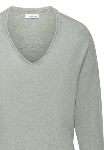 Длинный пуловер