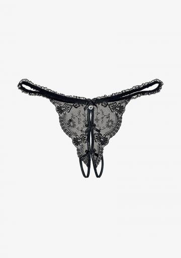 Трусы на бедрах