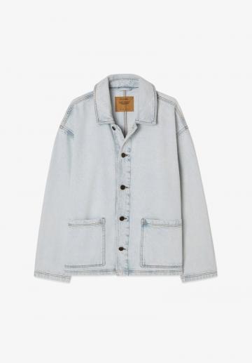 Джинсовая куртка