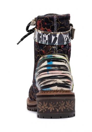 Ботинки на шнуровке