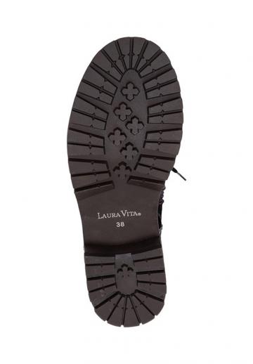 Ботинки на шнуровке