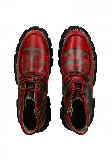 Ботинки на шнуровке