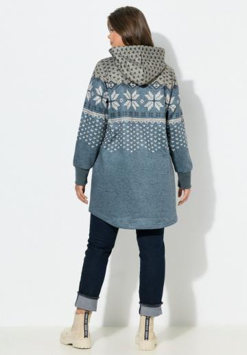 Жаккардовая вязаная кофта