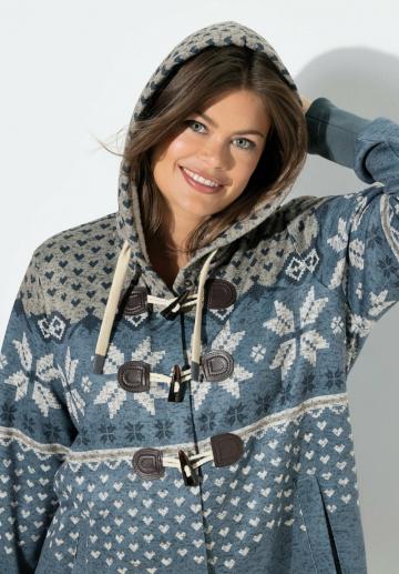 Жаккардовая вязаная кофта