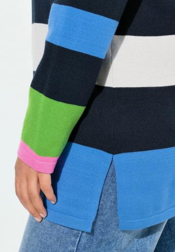 Пуловер с капюшоном