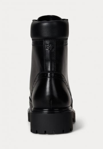 Ботинки на шнуровке