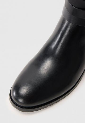 Ковбойские сапоги