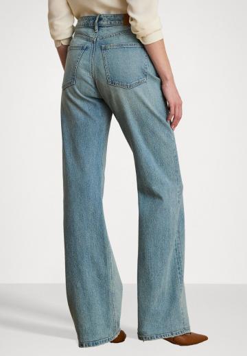 Свободные джинсы