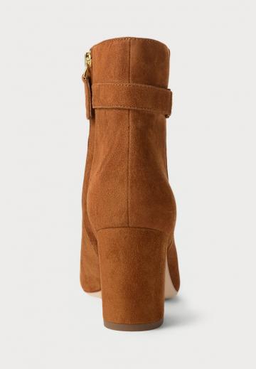 Высокие сапоги