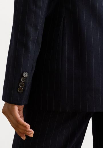 Длинный блейзер