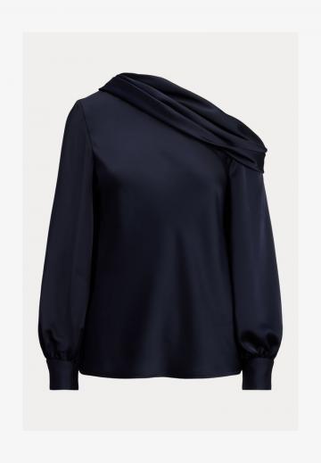 Атласная блузка