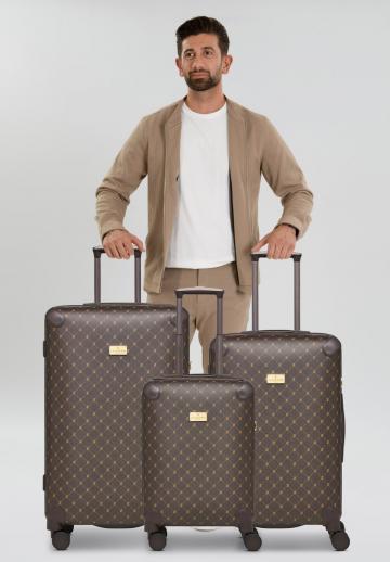 Набор чемоданов