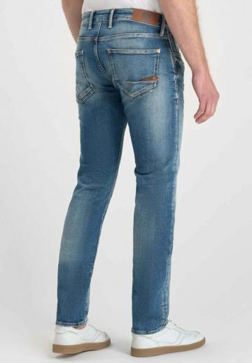 Узкие джинсы