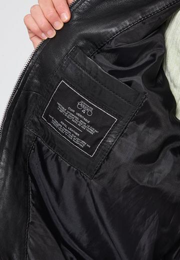 Кожаная куртка