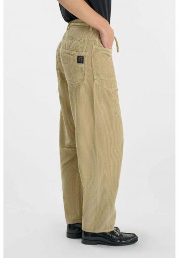 Прямые брюки