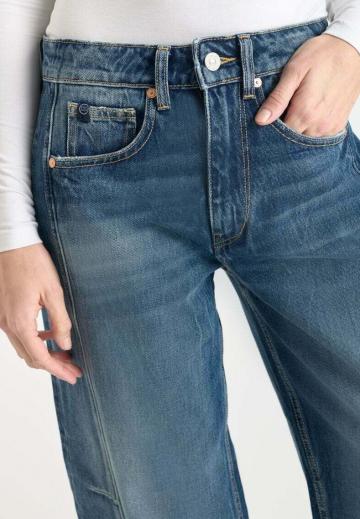 Джинсы