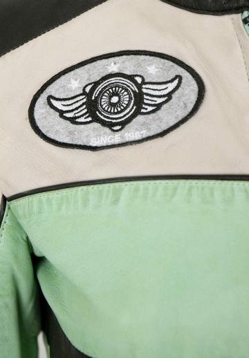 Кожаная куртка