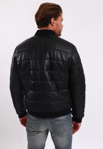 Кожаная куртка