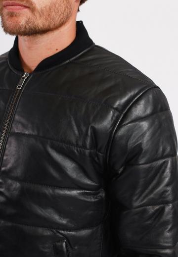 Кожаная куртка