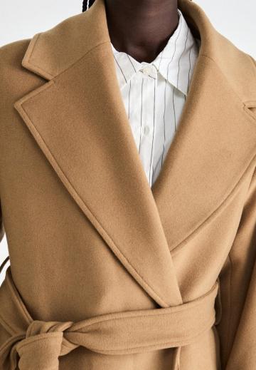 Шерстяное пальто