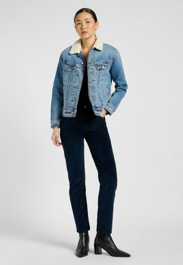 Джинсовая куртка