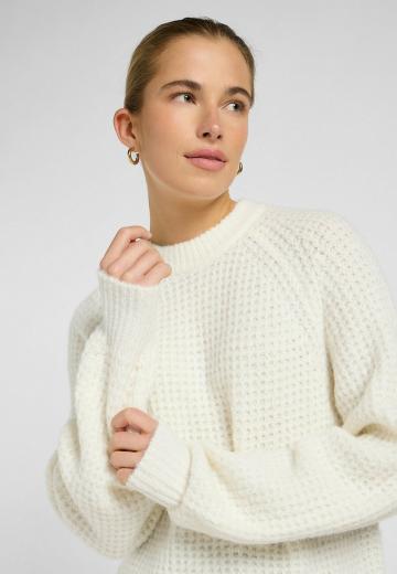 Длинный пуловер