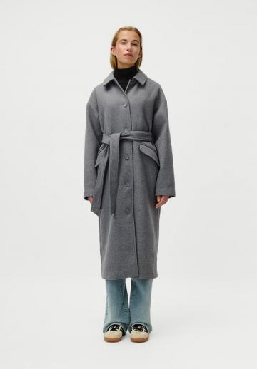 Шерстяное пальто