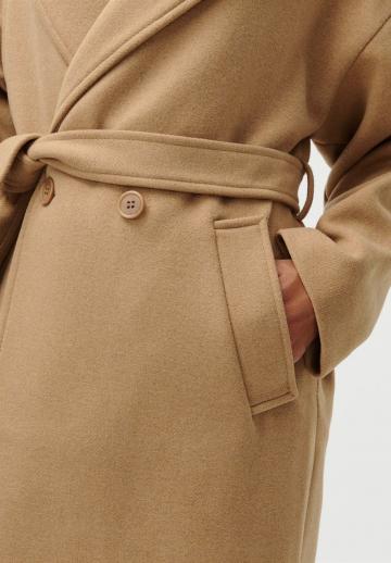 Шерстяное пальто