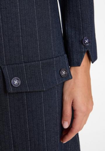 Короткое платье