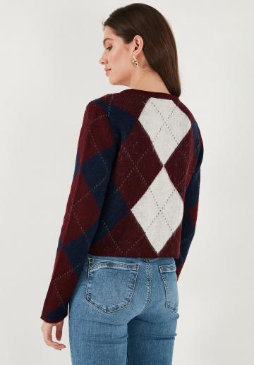 Жаккардовая вязаная кофта