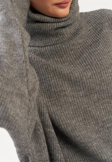 Длинный пуловер