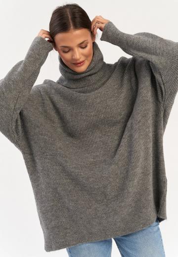 Длинный пуловер