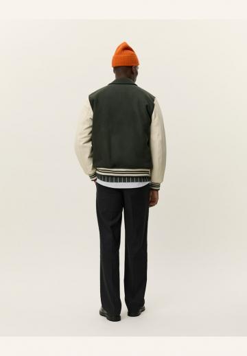 Куртка бомбер