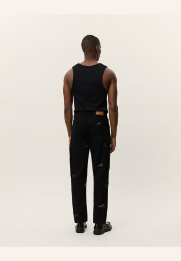 Прямые джинсы