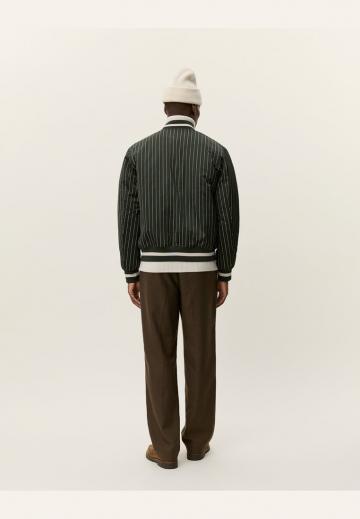 Куртка бомбер