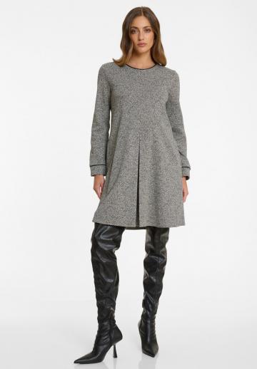 Короткое платье