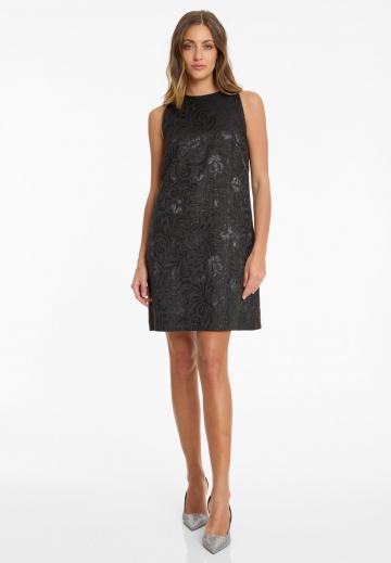 Короткое платье