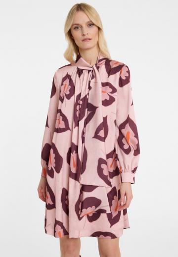 Короткое платье