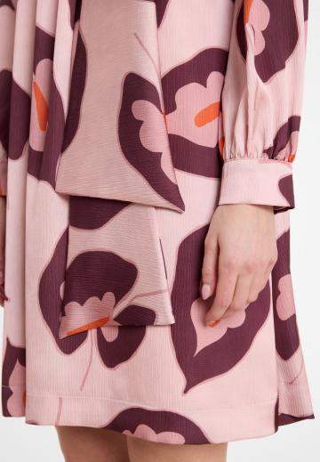 Короткое платье