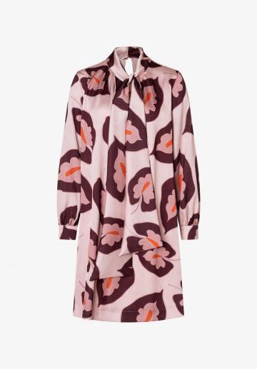 Короткое платье