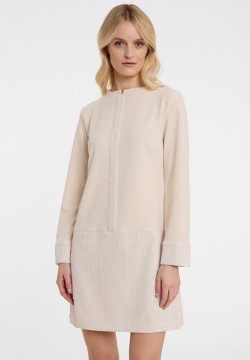 Короткое платье