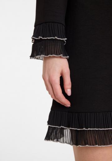 Короткое платье