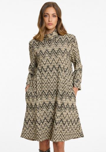 Вязаное платье