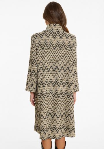 Вязаное платье