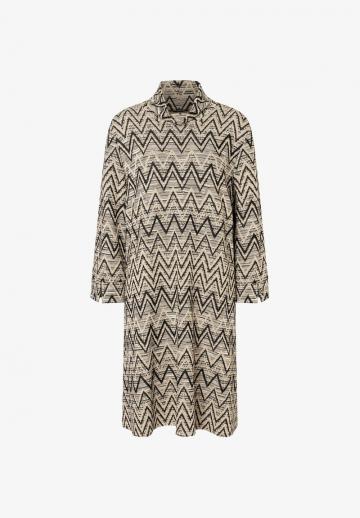 Вязаное платье