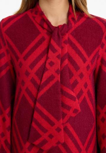 Вязаное платье