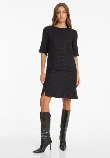 Вязаное платье