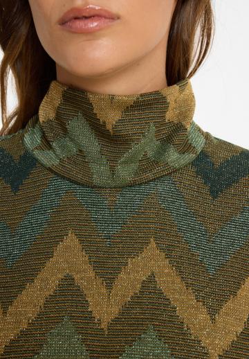 Вязаное платье